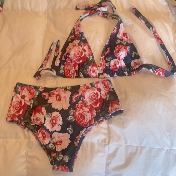 2 for $20. High waisted halter top bikini set - Picture 4 of 4